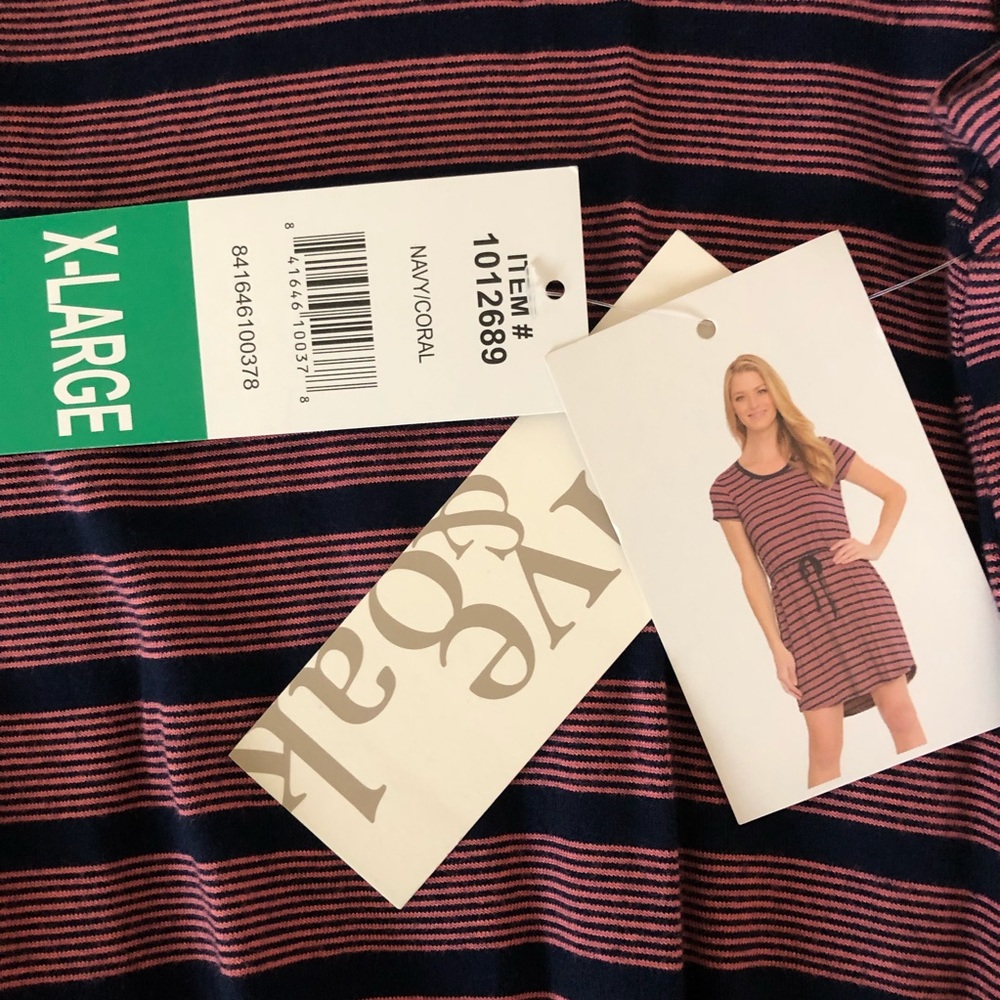 🌟LAST CHANCE🌟 Olive & Oak Navy T-Shirt Dress - Picture 7 of 7